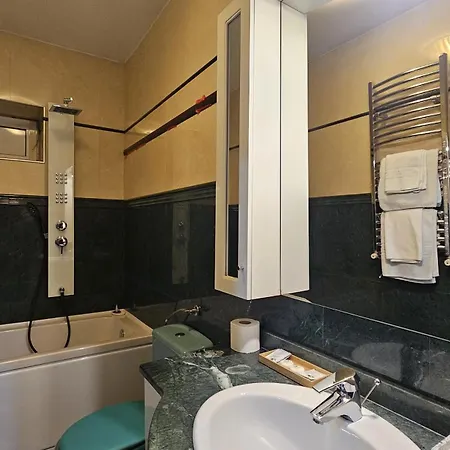 Simple National Arena Self Check In